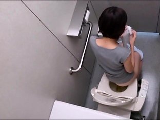 Asian girl toilet voyeur